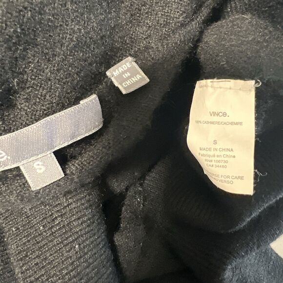 Vince Sweater Women's S Black‎ 100% Cashmere Faux Wrap Dolman Sleeve Deep V Neck - Picture 3 of 6